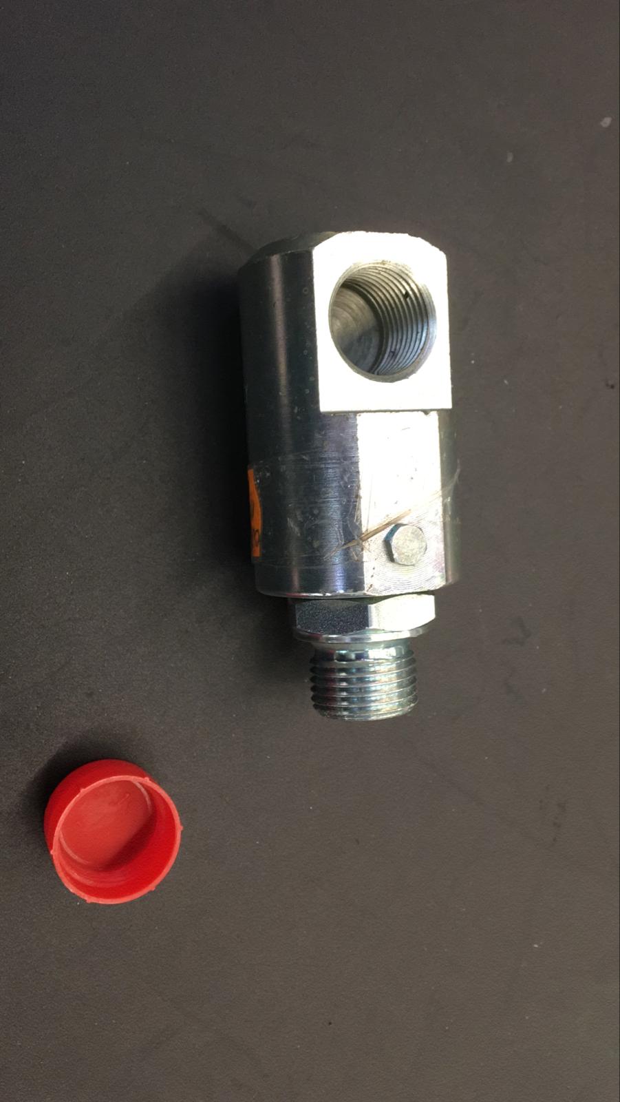 CUPLA ROTATIVA 1/2 90 GRADE